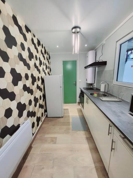 Family Flat Stade De France Airport Cdg Le Bourget "Appart'7" Pierrefitte-sur-Seine Exterior photo